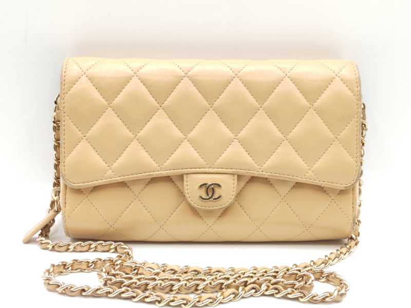 シャネル買取 チェーンウォレット マトラッセ